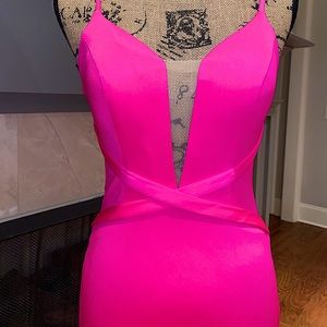 I love this dress but I won’t wear it again sadly.